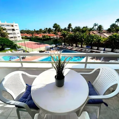 בית נופש Seaview Friendly 8 *